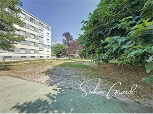 t3 à la vente -   38400  SAINT MARTIN D HERES, surface 56 m2 vente t3 - UBI433694525